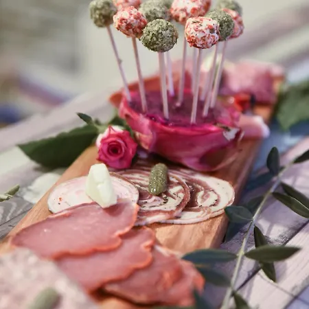 Bed & Breakfast Les Roses De 3*