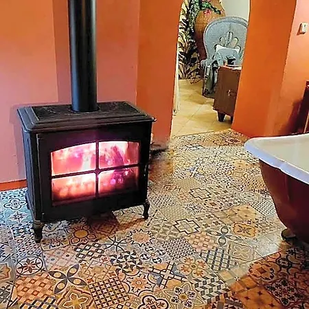 Bed and breakfast Les Roses De Montherlant