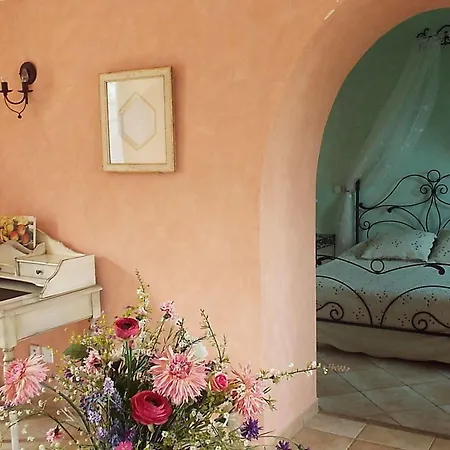 Les Roses De Bed and breakfast Montherlant