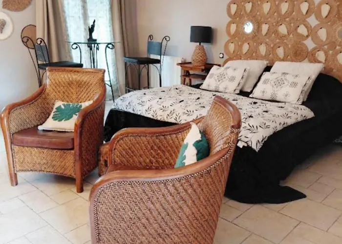 Bed & Breakfast Les Roses De 3*