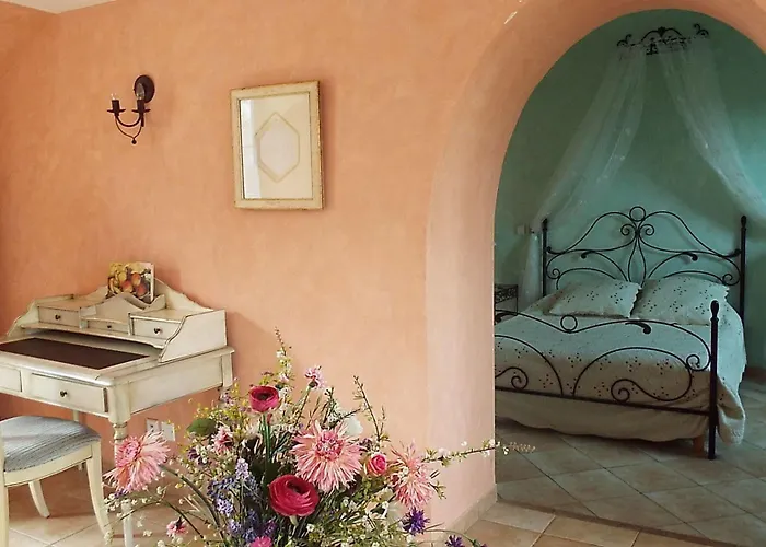 Les Roses De Bed & Breakfast Montherlant